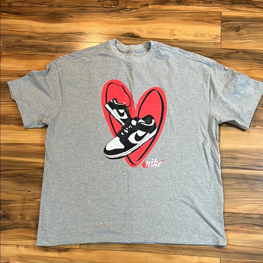 Nike Gray Oversized Tee with Red Heart and Sneakers Graphic Size Medium